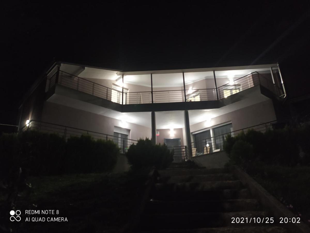 Villa V&L Sunset Ioánina Exterior foto